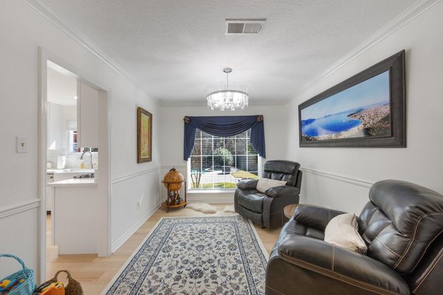 30 Eagle Rock Pl, The Woodlands, TX 77381