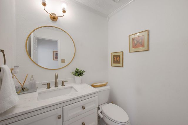 30 Eagle Rock Pl, The Woodlands, TX 77381