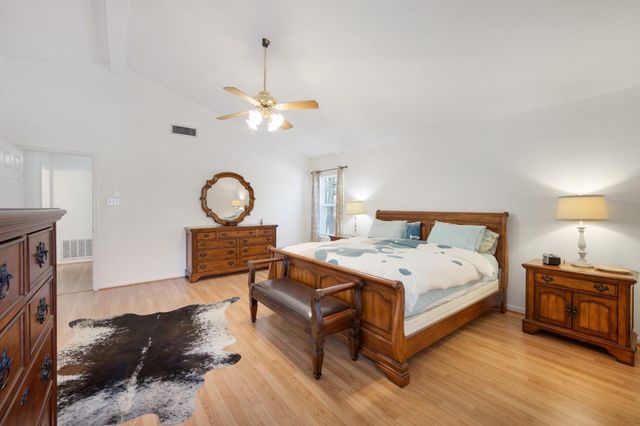 30 Eagle Rock Pl, The Woodlands, TX 77381