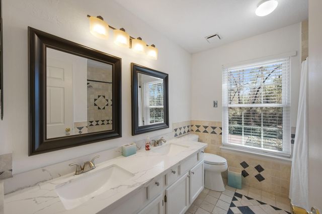 30 Eagle Rock Pl, The Woodlands, TX 77381