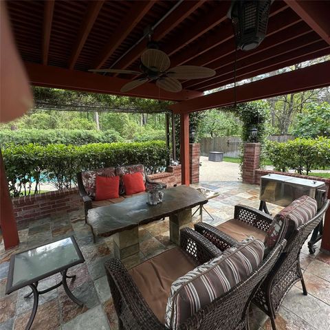 30 Eagle Rock Pl, The Woodlands, TX 77381