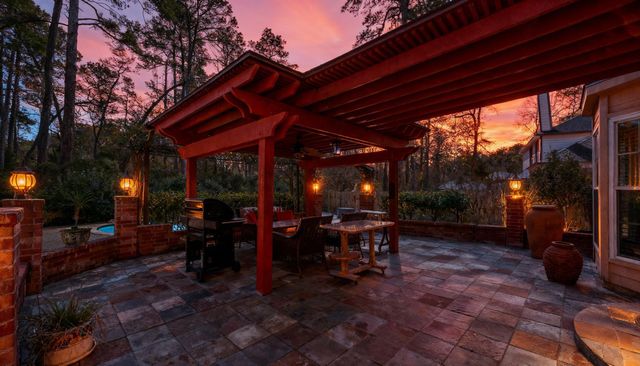 30 Eagle Rock Pl, The Woodlands, TX 77381