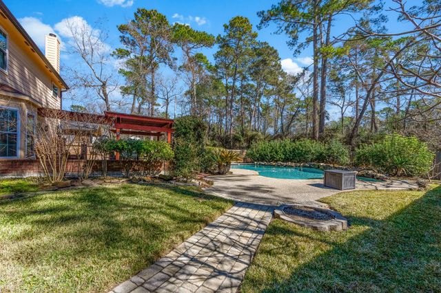30 Eagle Rock Pl, The Woodlands, TX 77381