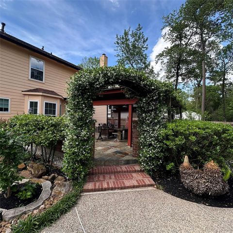 30 Eagle Rock Pl, The Woodlands, TX 77381