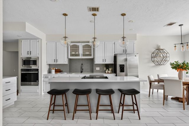 11422 Rustic Rock DR, Austin, TX 78750