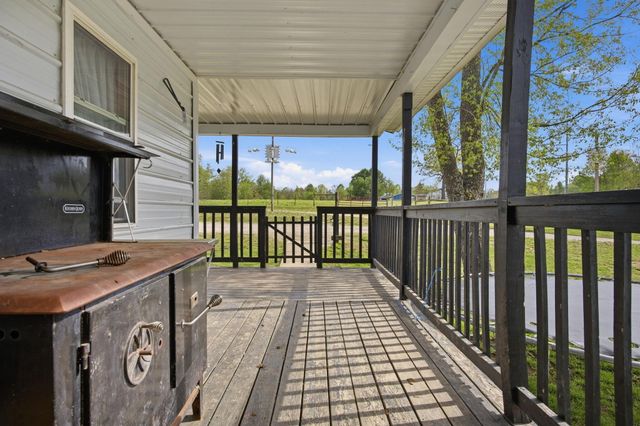 8586 Stulltown Road, Owingsville, KY 40360