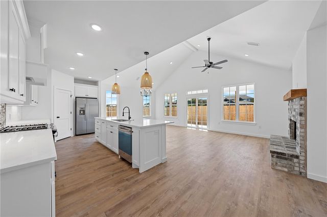 1424 Tranquility Trail, Woodway, TX 76712