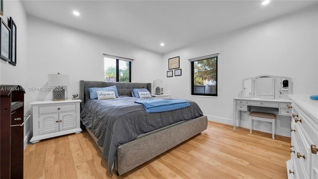 375 SW 32nd Rd, Miami, FL 33129