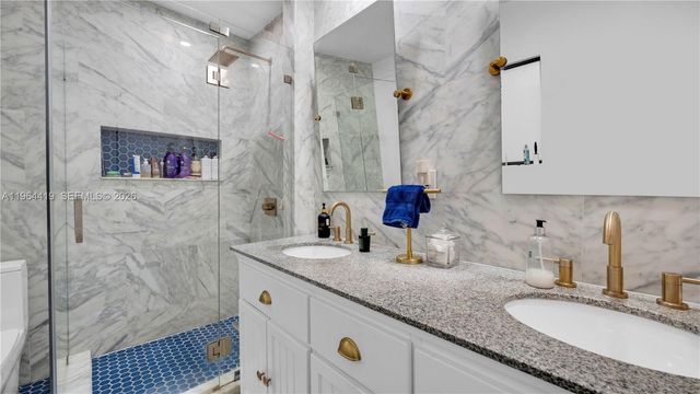 375 SW 32nd Rd, Miami, FL 33129