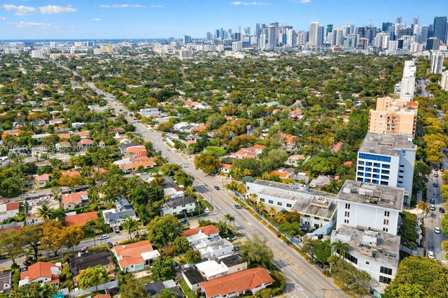 375 SW 32nd Rd, Miami, FL 33129