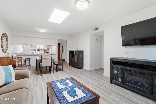 7705 E MARIPOSA Way, Mesa, AZ 85208