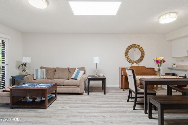 7705 E MARIPOSA Way, Mesa, AZ 85208