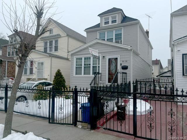 9030 Vanderveer Street, Queens Village, NY 11428