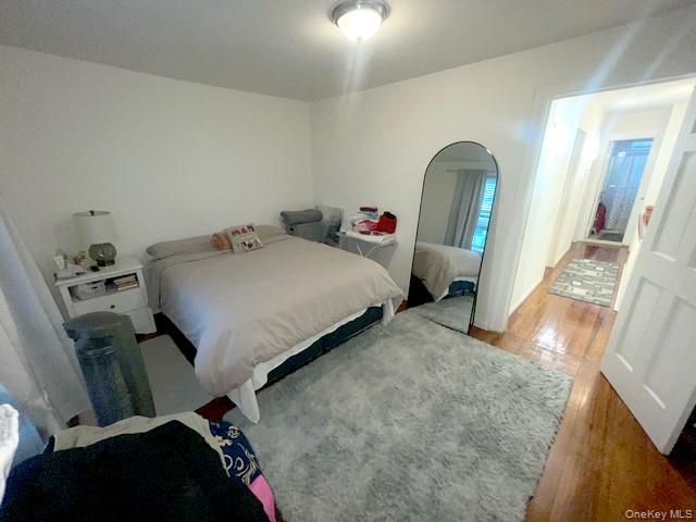 9030 Vanderveer Street, Queens Village, NY 11428