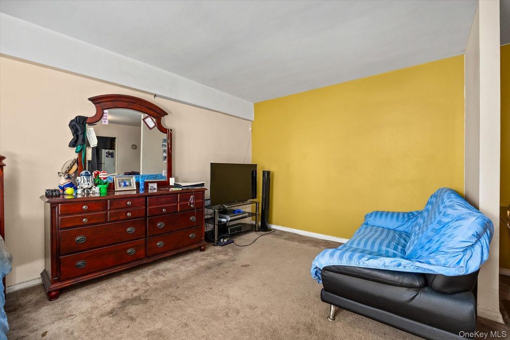 65-15 38th Avenue 5Z, Woodside, NY 11377 — photo 4