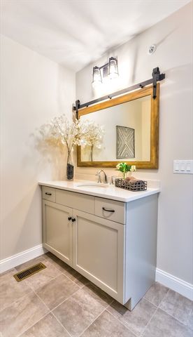 1 Heartwood, Plymouth, MA 02360