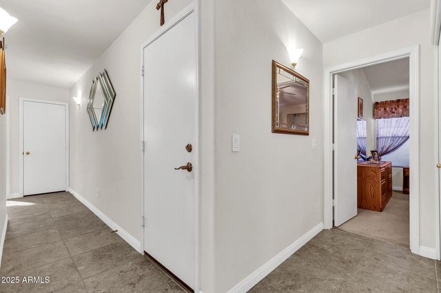 9318 E OSAGE Avenue, Mesa, AZ 85212