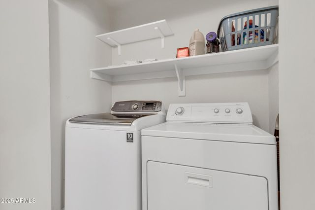 9318 E OSAGE Avenue, Mesa, AZ 85212