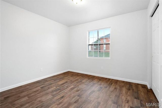 6905 Colonial Woods Drive 2, St Louis, MO 63129