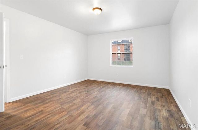 6905 Colonial Woods Drive 2, St Louis, MO 63129