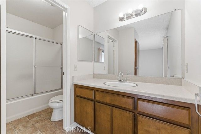 208 S West, Anaheim, CA 92805