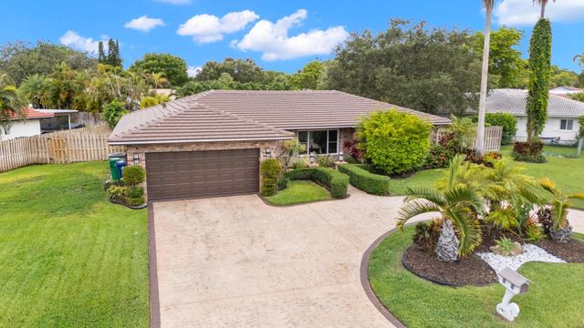 9756 NW 20th St, Coral Springs, FL 33071