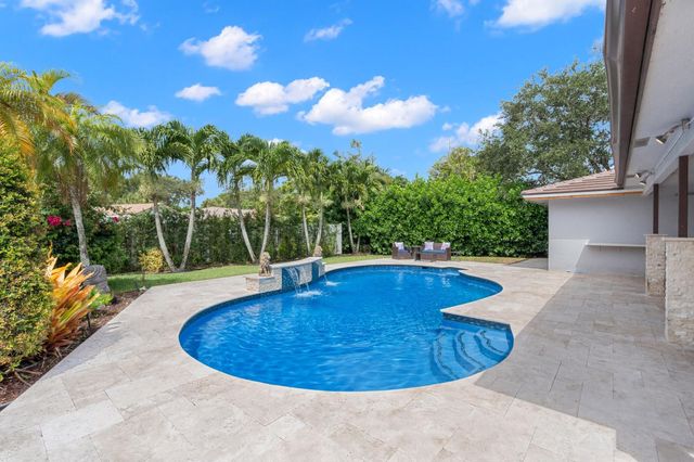 9756 NW 20th St, Coral Springs, FL 33071