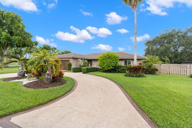 9756 NW 20th St, Coral Springs, FL 33071