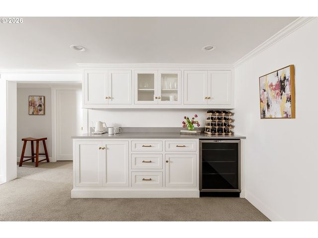 3020 Ne ALAMEDA Ter, Portland, OR 97212