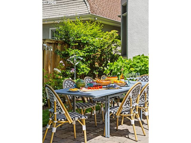 3020 Ne ALAMEDA Ter, Portland, OR 97212