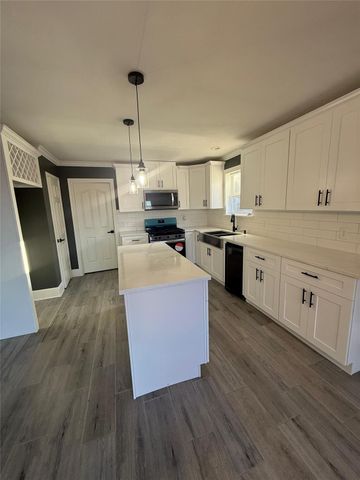 2839 Autumn Springs Lane, Spring, TX 77373