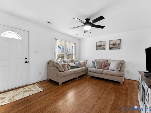 128 Labrook Dr, Richmond, VA 23225