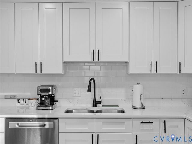 128 Labrook Dr, Richmond, VA 23225