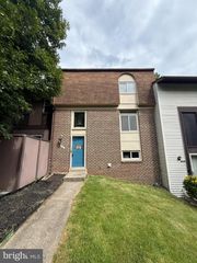 2916 CANTANIA PL, Woodbridge, VA 22192