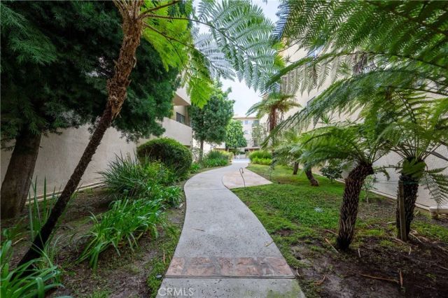 5400 Lindley Avenue 221, Encino, CA 91316