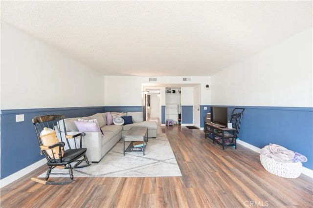 5400 Lindley Avenue 221, Encino, CA 91316