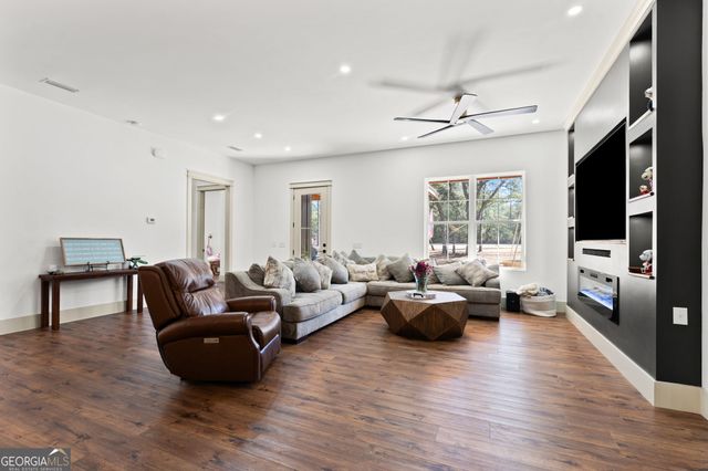 6034 Turkey Oak Road, Blackshear, GA 31516