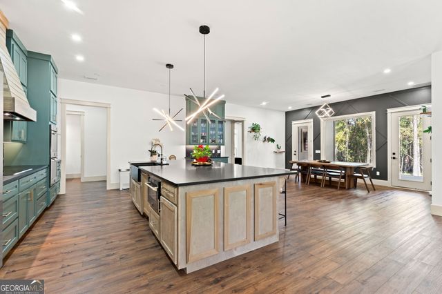 6034 Turkey Oak Road, Blackshear, GA 31516