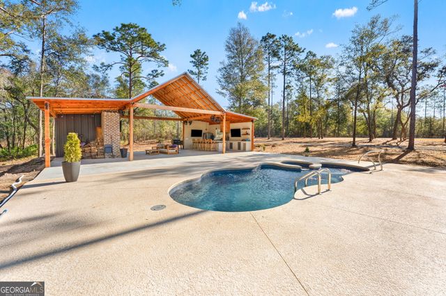 6034 Turkey Oak Road, Blackshear, GA 31516