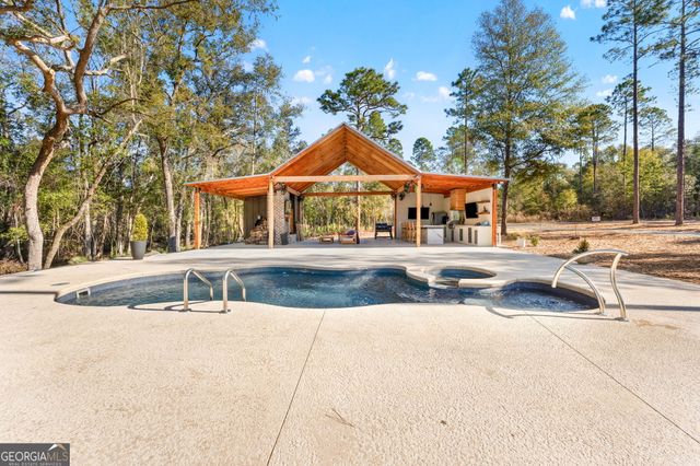 6034 Turkey Oak Road, Blackshear, GA 31516