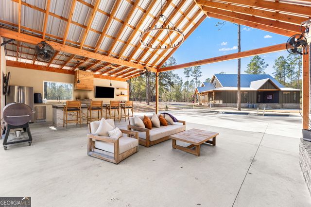 6034 Turkey Oak Road, Blackshear, GA 31516