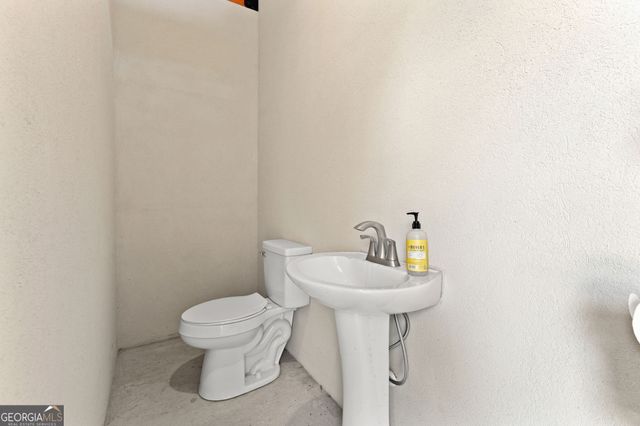 6034 Turkey Oak Road, Blackshear, GA 31516