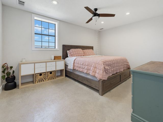 129 Coyote Cave Lane, Alvord, TX 76225
