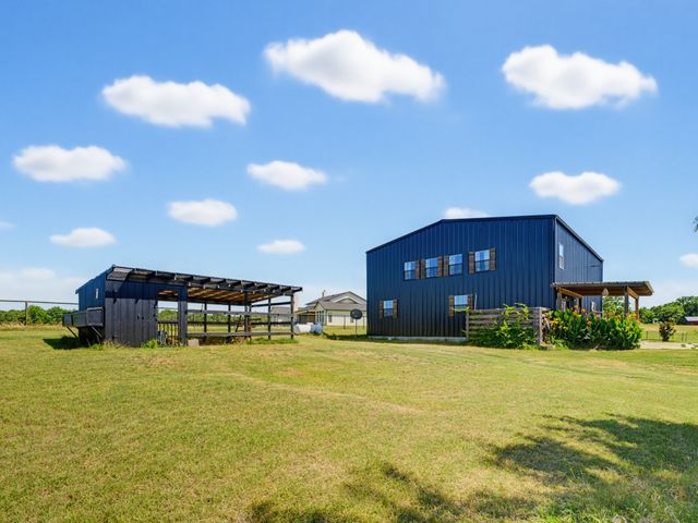 129 Coyote Cave Lane, Alvord, TX 76225