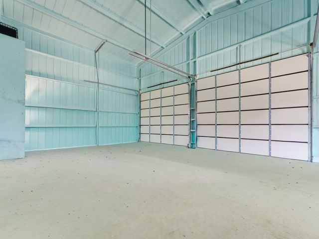 129 Coyote Cave Lane, Alvord, TX 76225