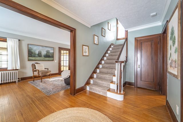 187 Chestnut Hill Drive, Irondequoit, NY 14617