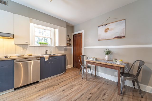 187 Chestnut Hill Drive, Irondequoit, NY 14617