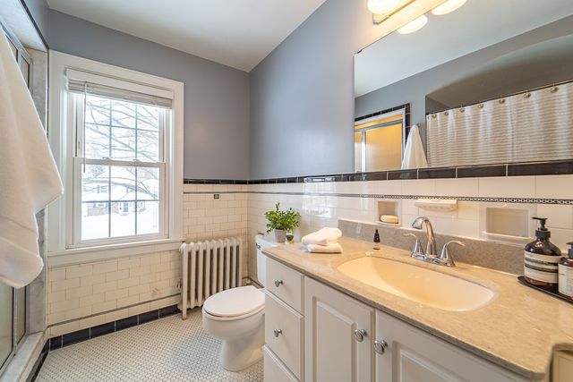 187 Chestnut Hill Drive, Irondequoit, NY 14617