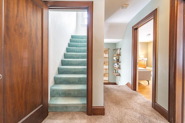 187 Chestnut Hill Drive, Irondequoit, NY 14617