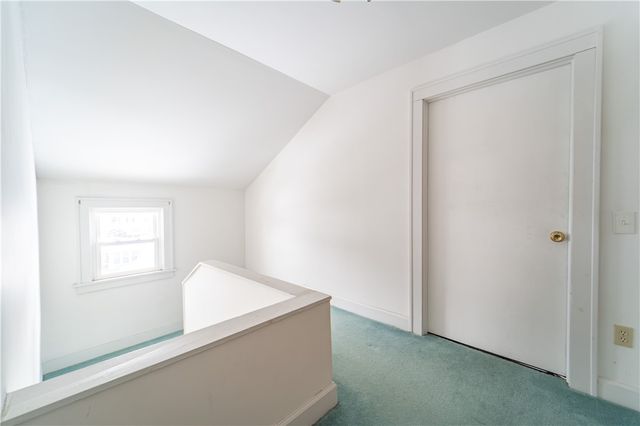 187 Chestnut Hill Drive, Irondequoit, NY 14617